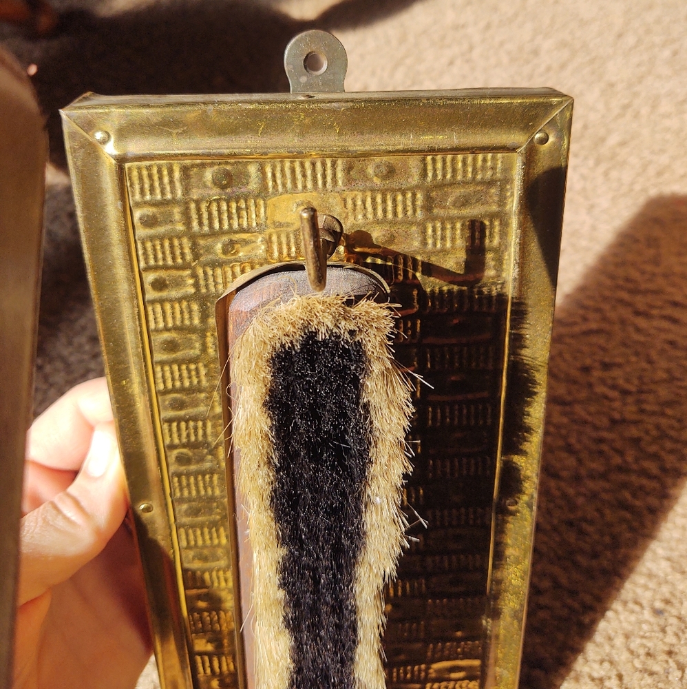 AntiqueVintage brass boot shine brush wall hanging - Picture 9 of 10
